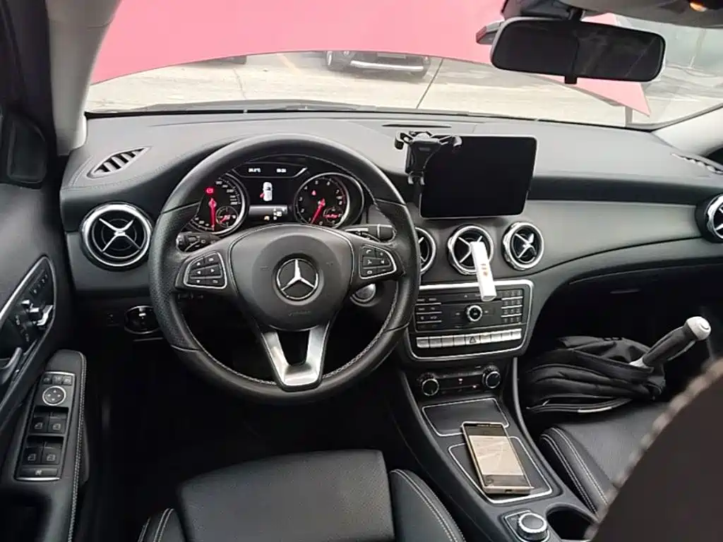 Mercedes-Benz GLA 2017 — фото 10