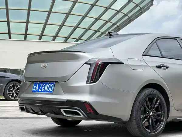 Cadillac CT4 2021