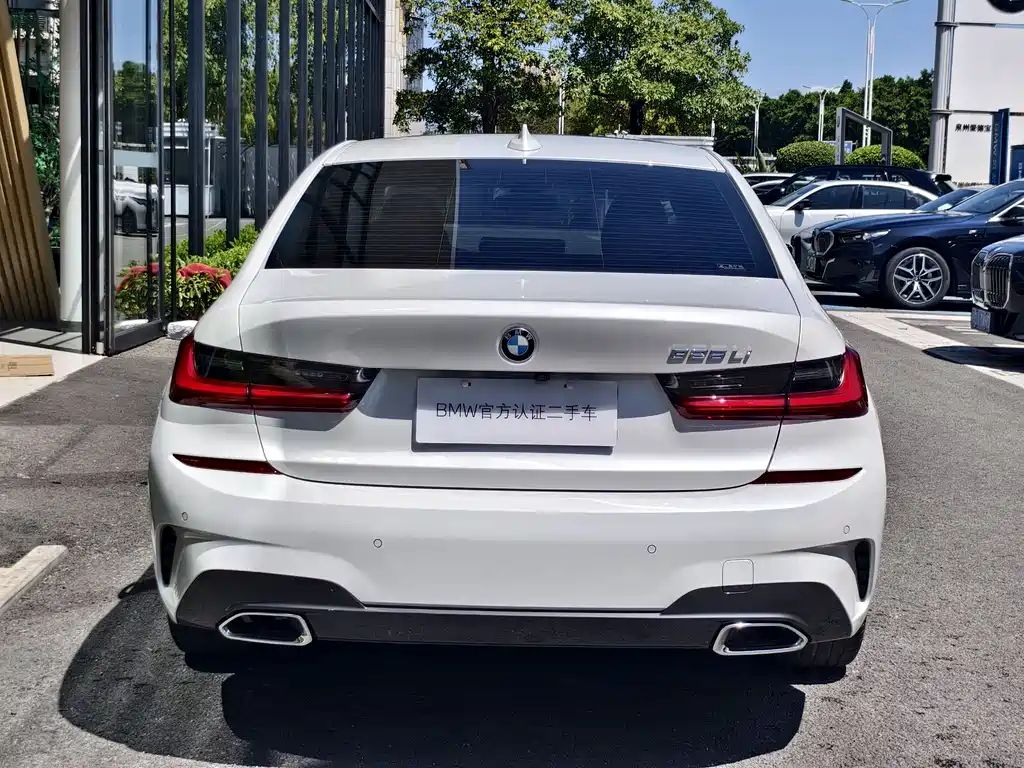 BMW 3 Series 2022