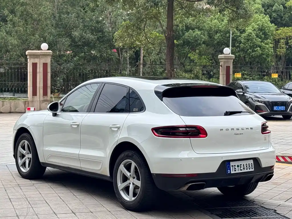 Porsche Macan 2016 — фото 4