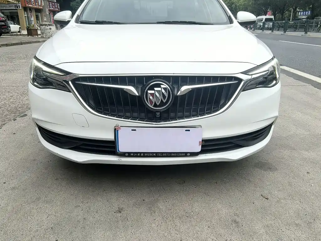 Buick Excelle 2019 — фото 2