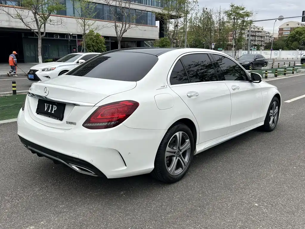 Mercedes-Benz C-Class 2021 — фото 15