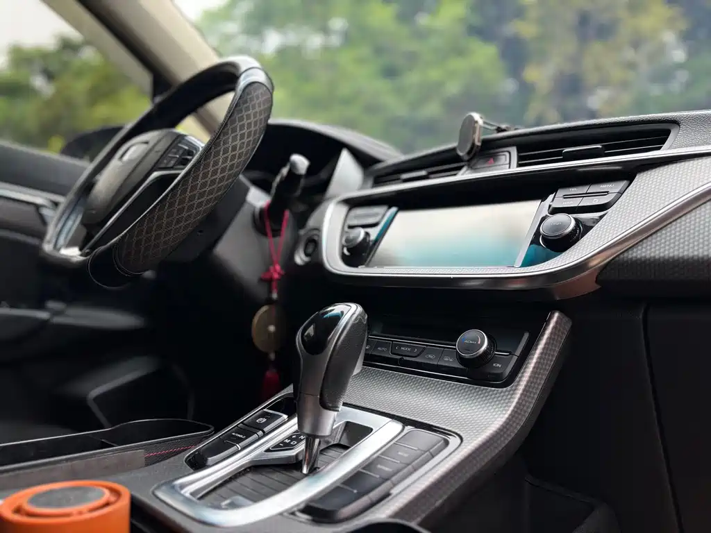 Geely Emgrand GS 2018 — фото 16