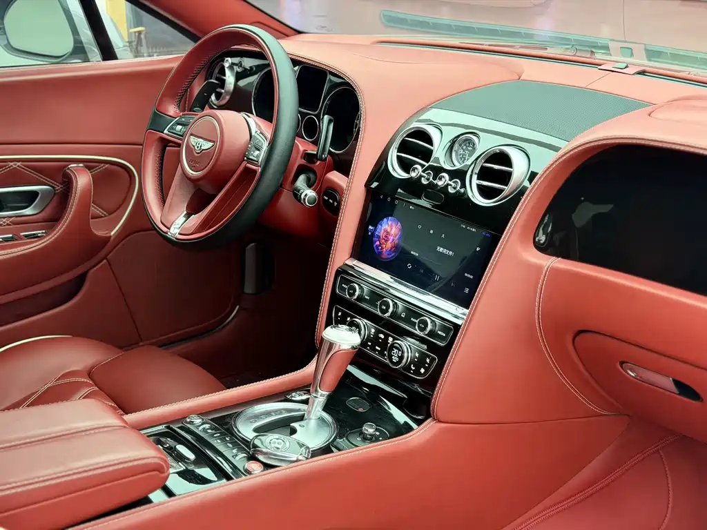 Bentley Continental 2010 — фото 10