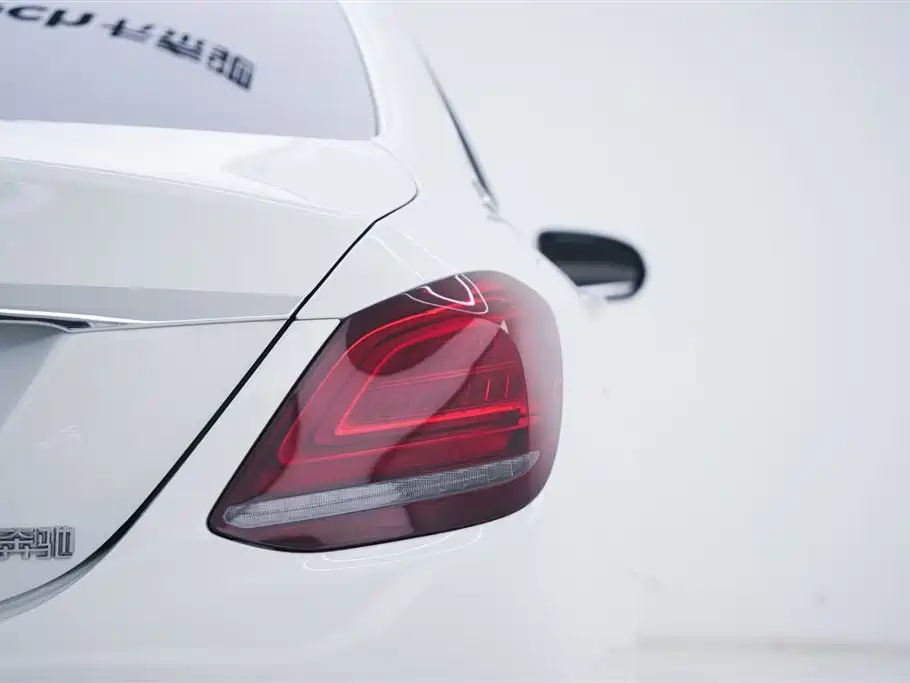 Mercedes-Benz C-Class 2019 — фото 8