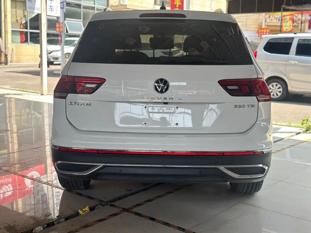 Volkswagen Tiguan L 2022 — фото 16