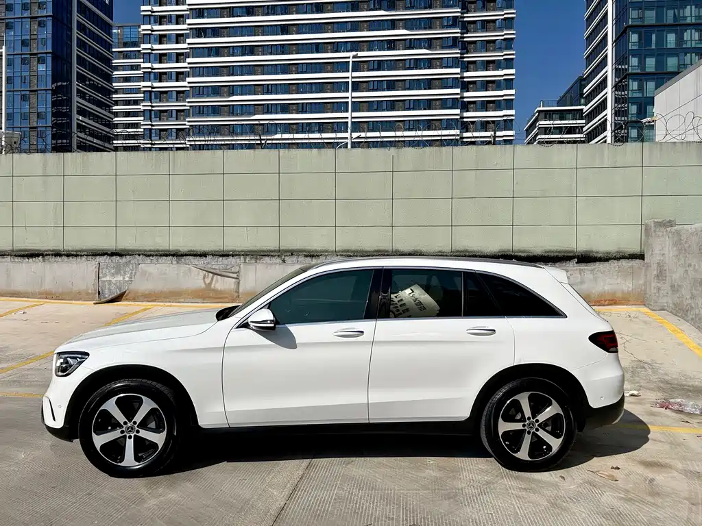 Mercedes-Benz GLC 2022 — фото 15