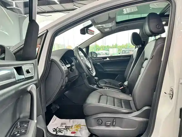 Volkswagen Golf Jialu 2017