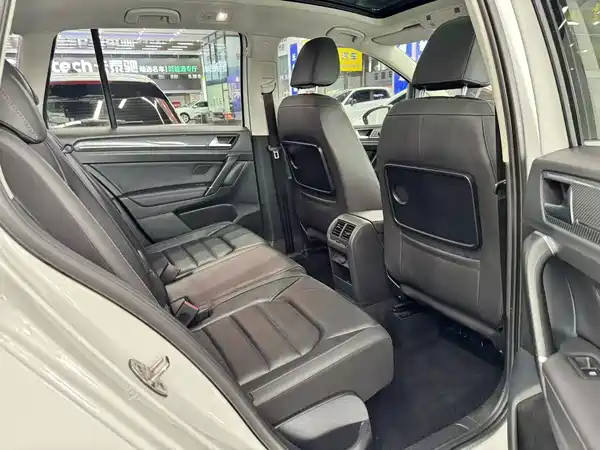 Volkswagen Golf Jialu 2017