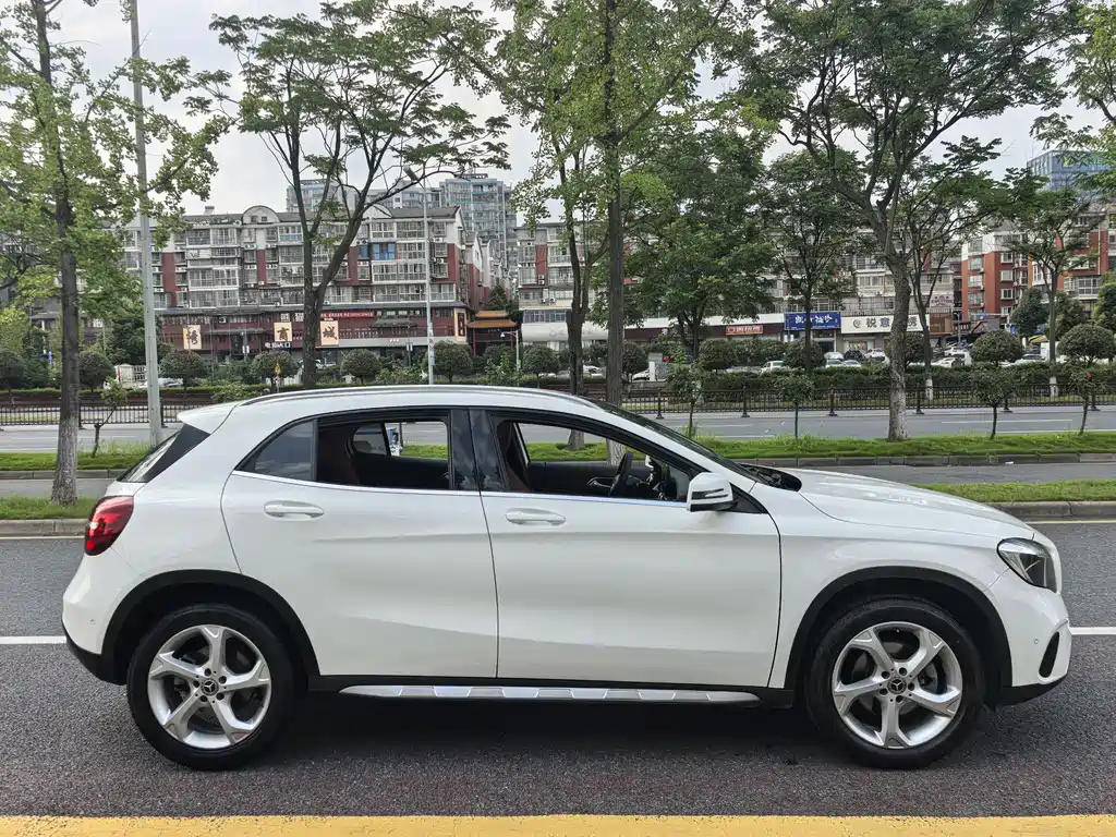 Mercedes-Benz GLA 2018