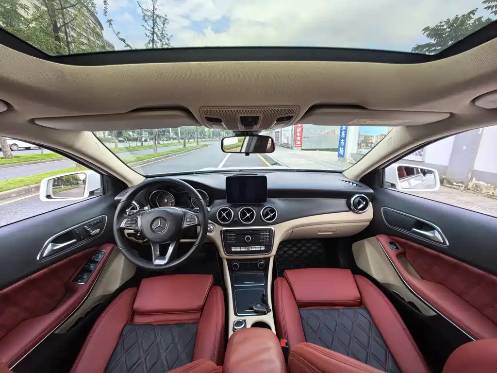 Mercedes-Benz GLA 2018 — фото 9