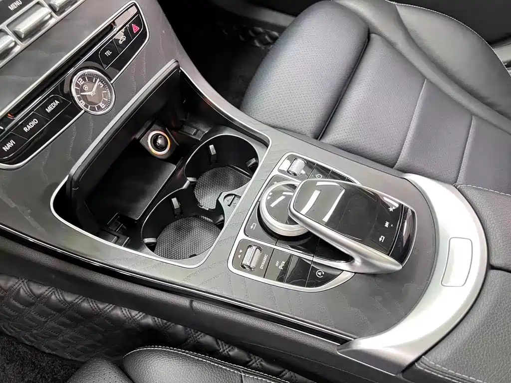 Mercedes-Benz C-Class 2018 — фото 26