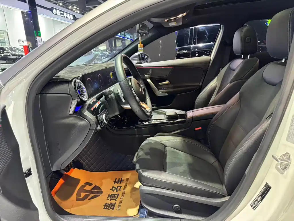 Mercedes-Benz A-Class 2023