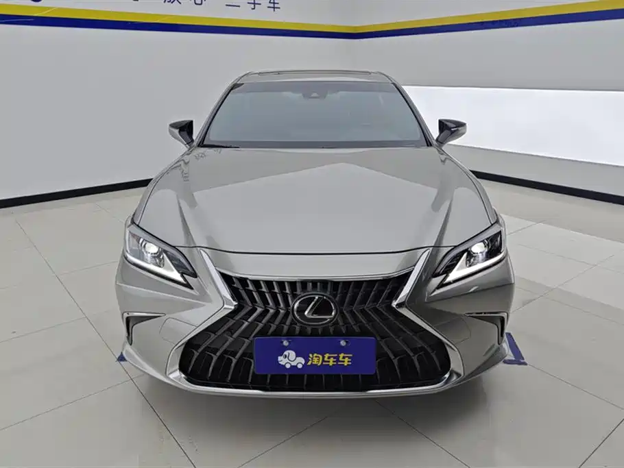 Lexus ES 2022 — фото 2