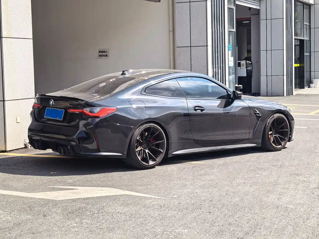 BMW M4 2021 — фото 4