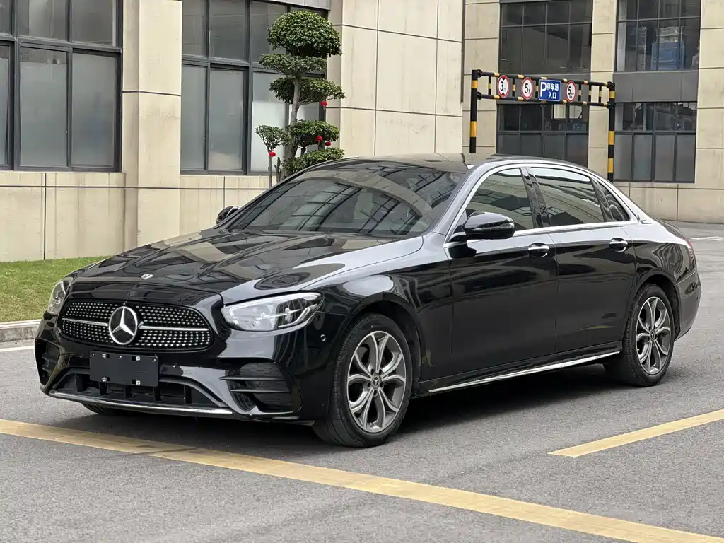 Mercedes-Benz E-Class 2020 — фото 1