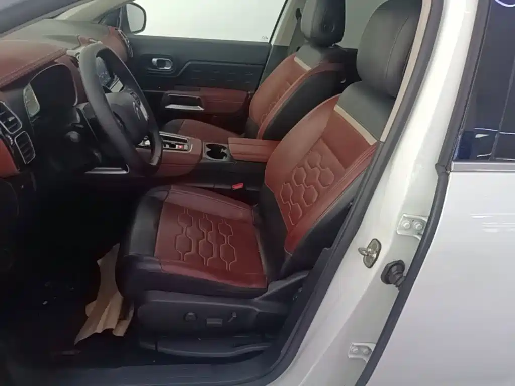 Citroën C5 Aircross 2018 — фото 15