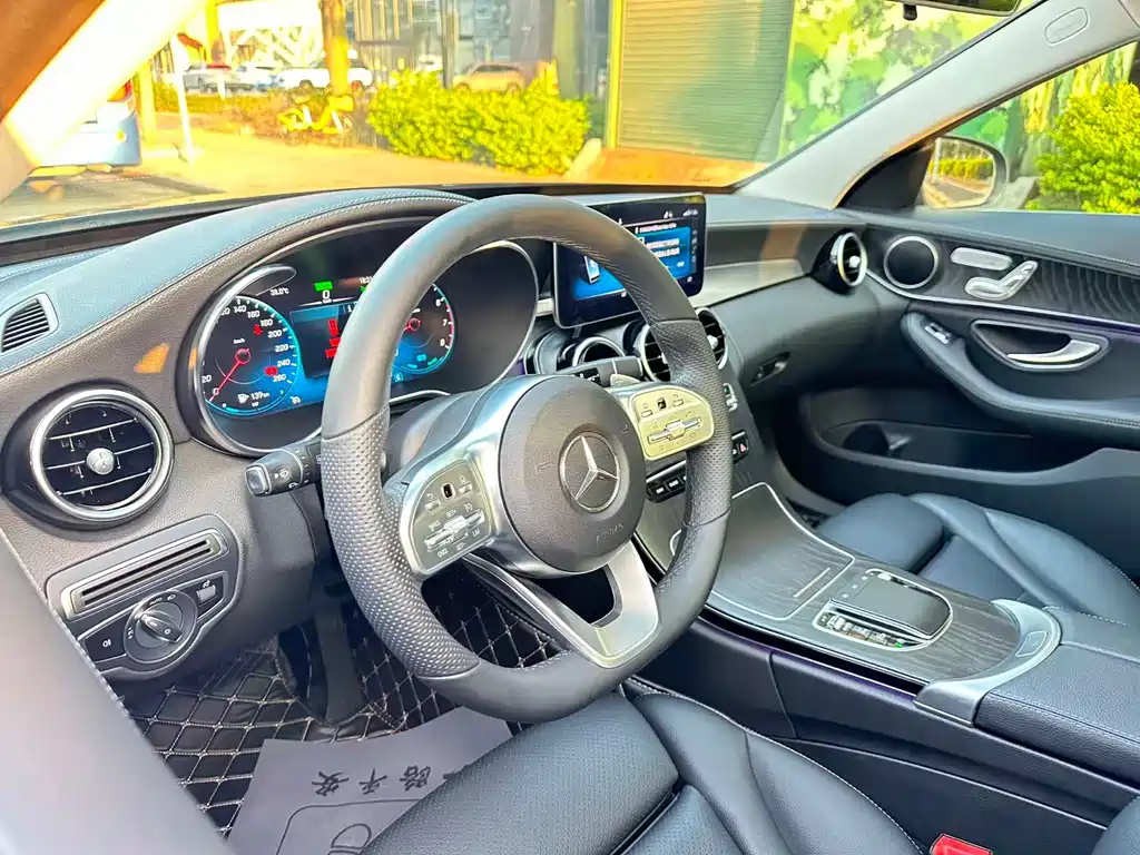 Mercedes-Benz C-Class 2020 — фото 11