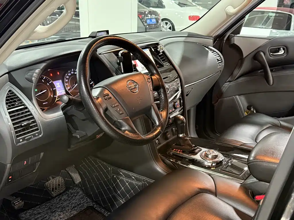 Nissan Patrol 2019 — фото 10