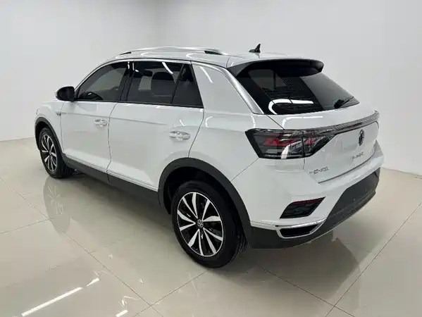 Volkswagen T-Roc 2024