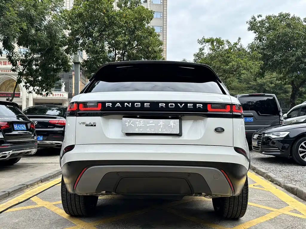 Land Rover Velar 2019 — фото 2