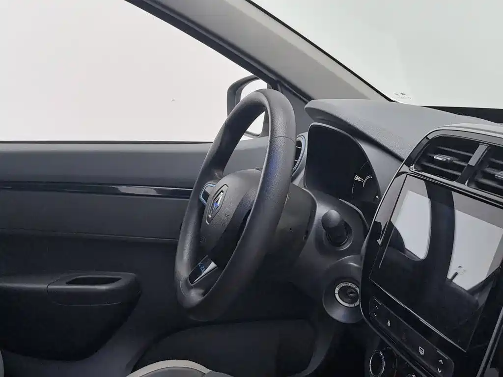 Renault Eno 2019 — фото 22