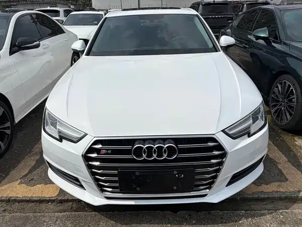 Audi A4L 2017