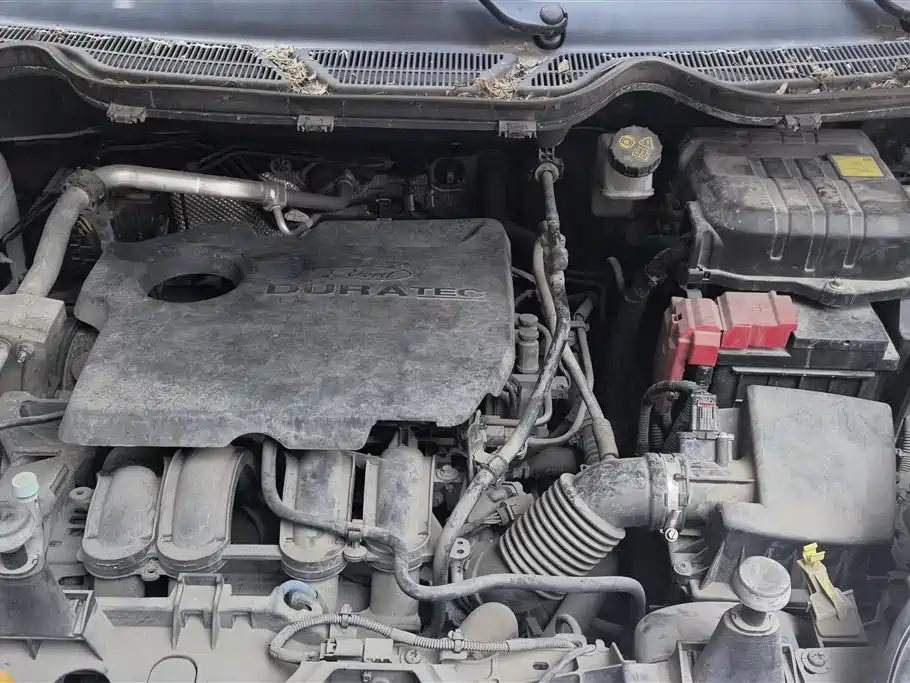 Ford Ecosport 2014 — фото 10