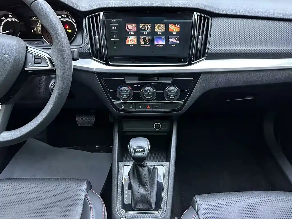 Skoda Kamiq 2021 — фото 14
