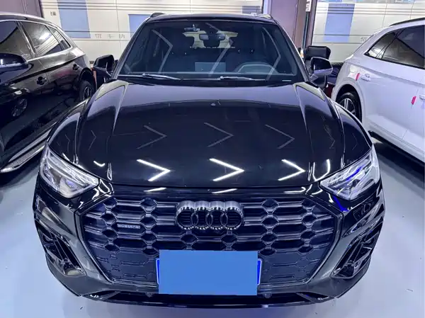 Audi Q5L 2022