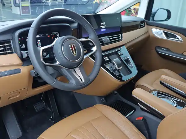 Hongqi HQ9 2025