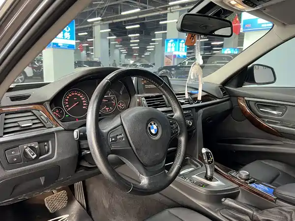BMW 3 Series 2013