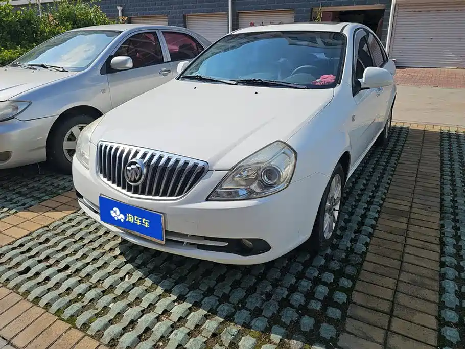 Buick Excelle 2013