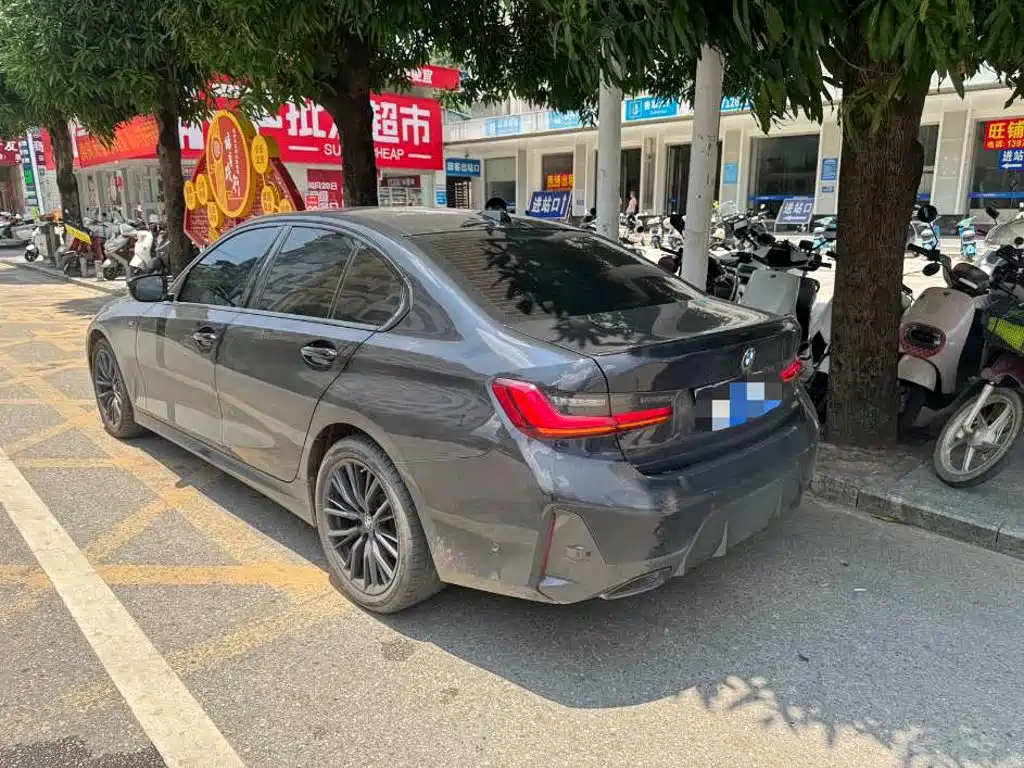 BMW 3 Series 2023