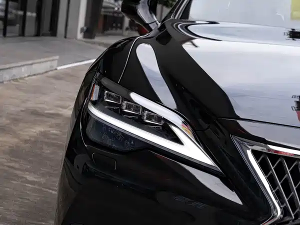 Lexus LS 2022