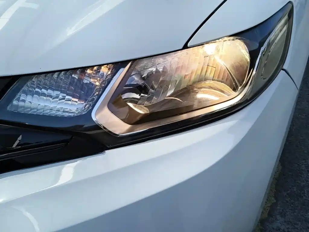 Honda Fit 2017 — фото 24