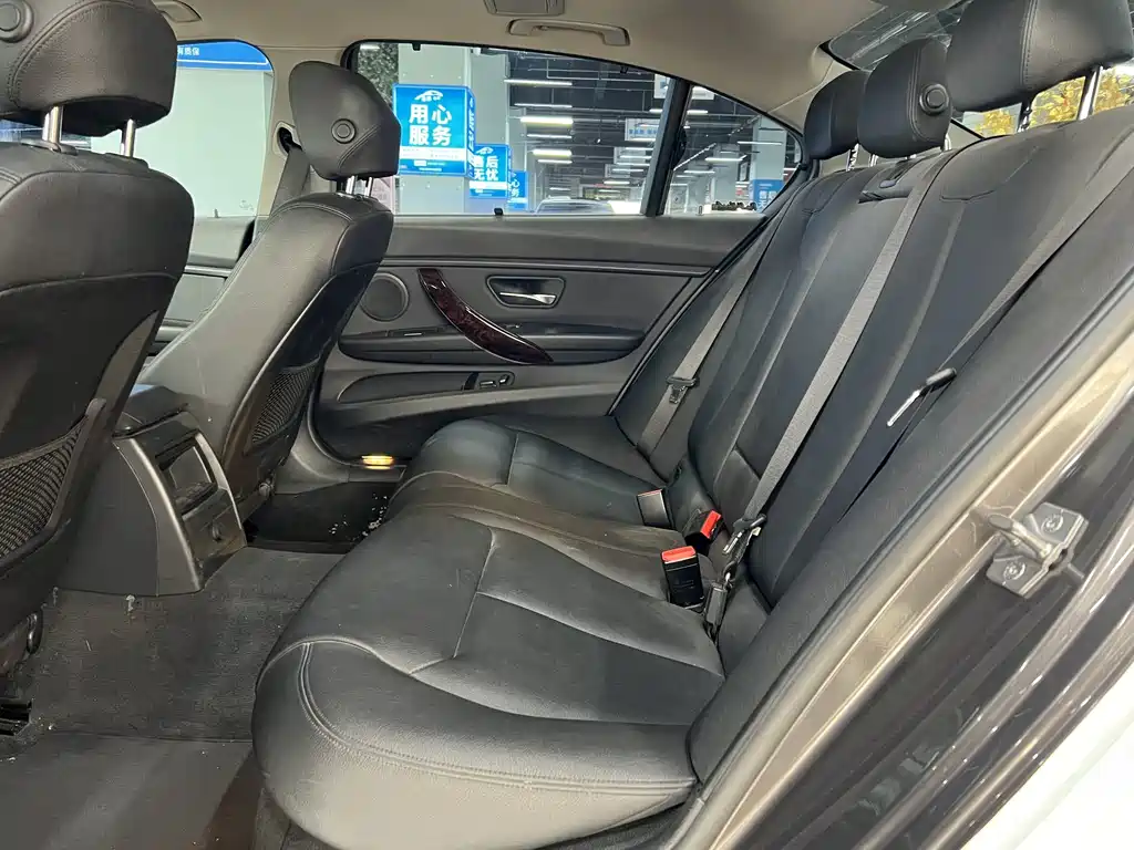 BMW 3 Series 2013 — фото 12