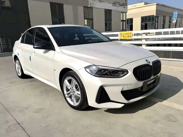 BMW 1 Series 2023