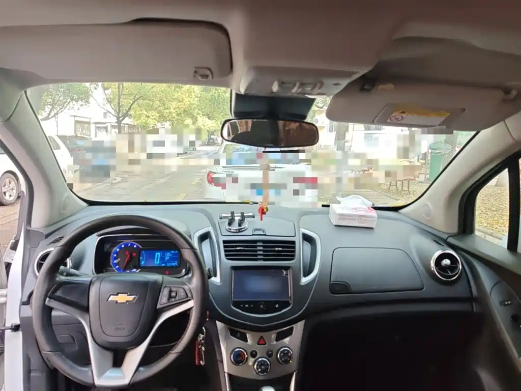 Chevrolet Trax 2016 — фото 13