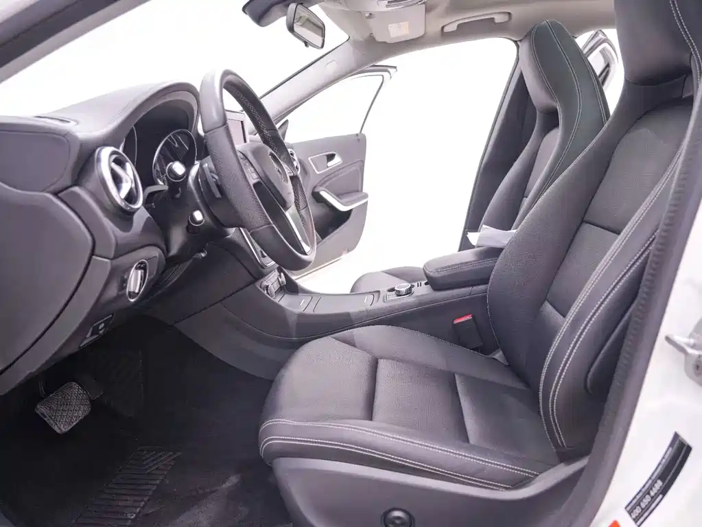 Mercedes-Benz GLA 2015 — фото 22