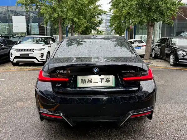 BMW i3 2023