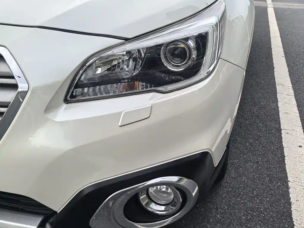 Subaru Outback 2015 — фото 9
