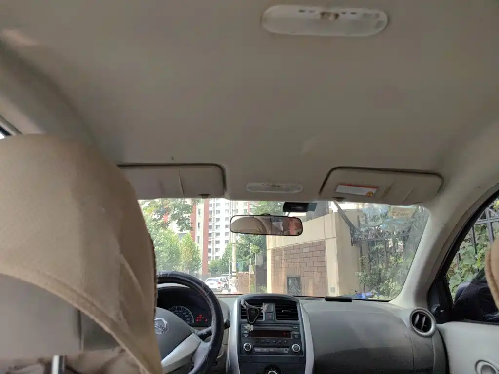 Nissan Sunny 2015 — фото 9