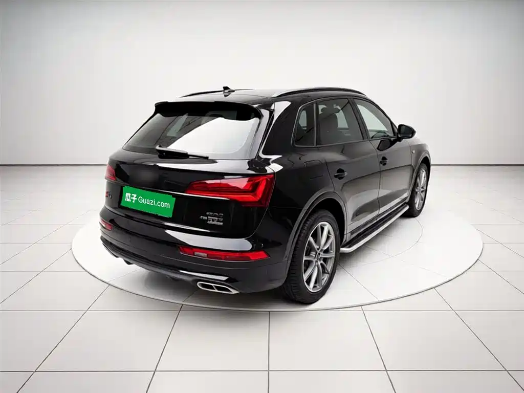Audi Q5L 2023 — фото 5