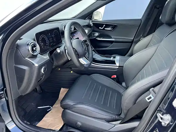 Mercedes-Benz C-Class 2023