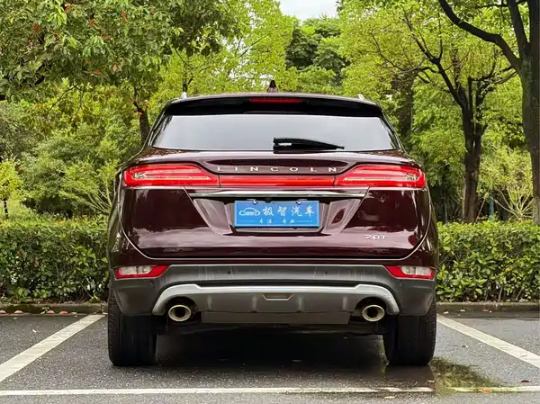 Lincoln MKC 2020