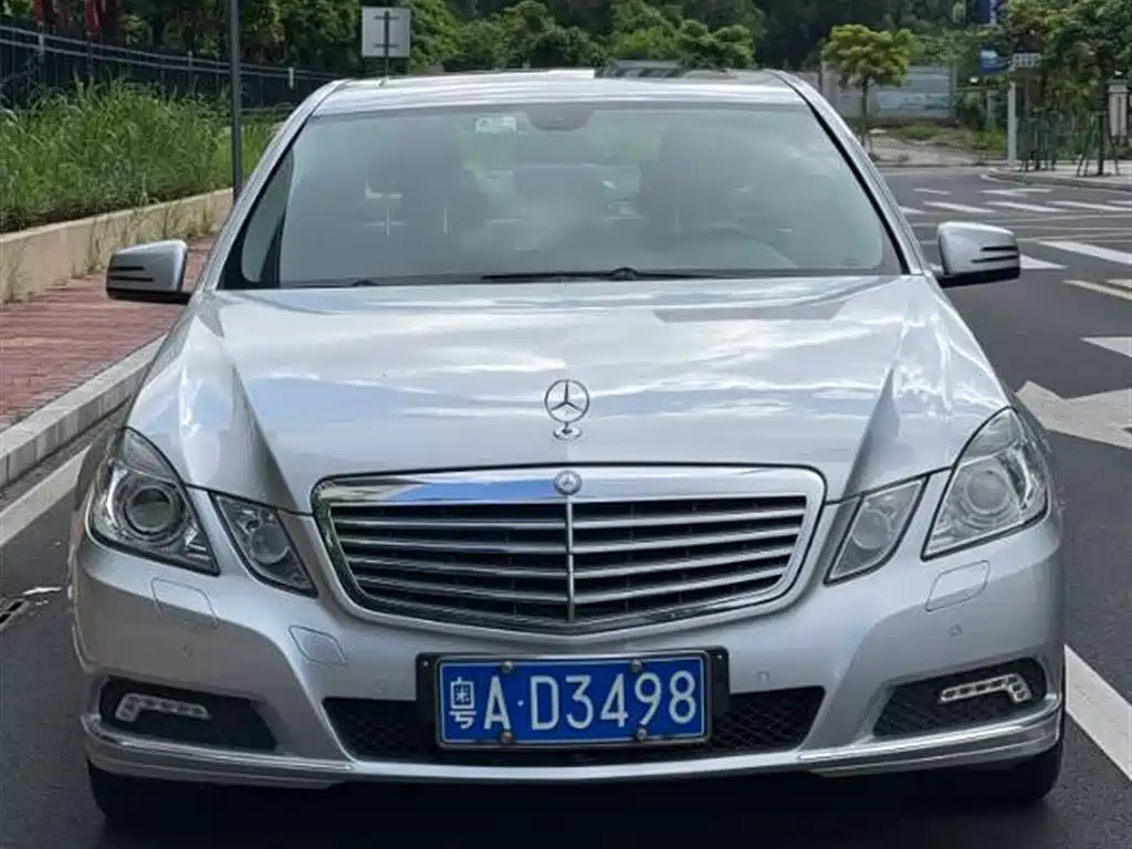 Mercedes-Benz E-Class 2010
