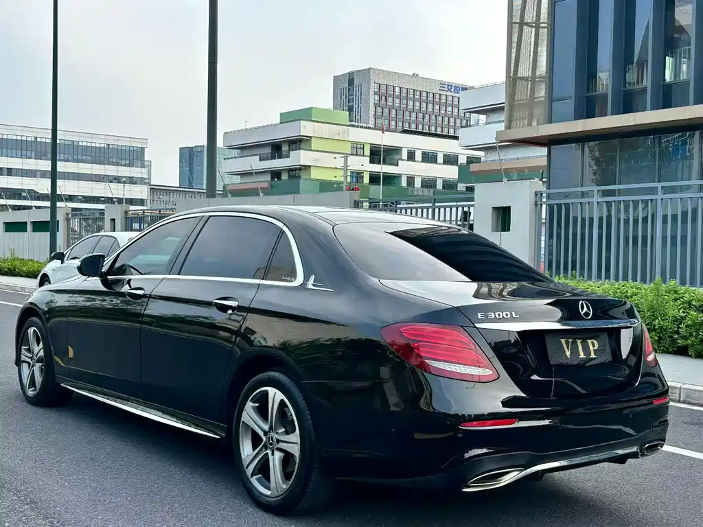 Mercedes-Benz E-Class 2018