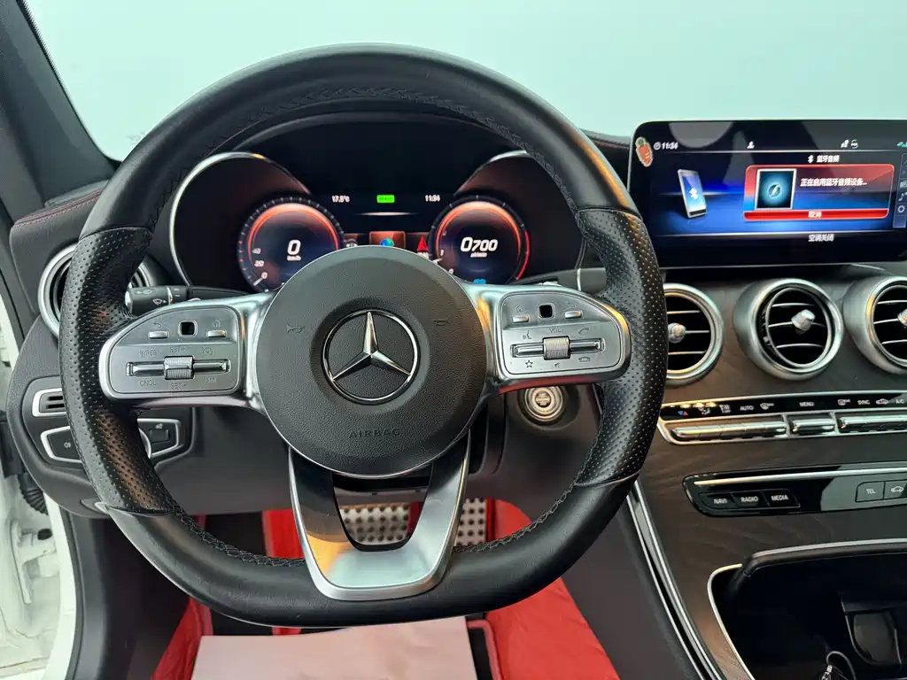 Mercedes-Benz C-Class 2022 — фото 9