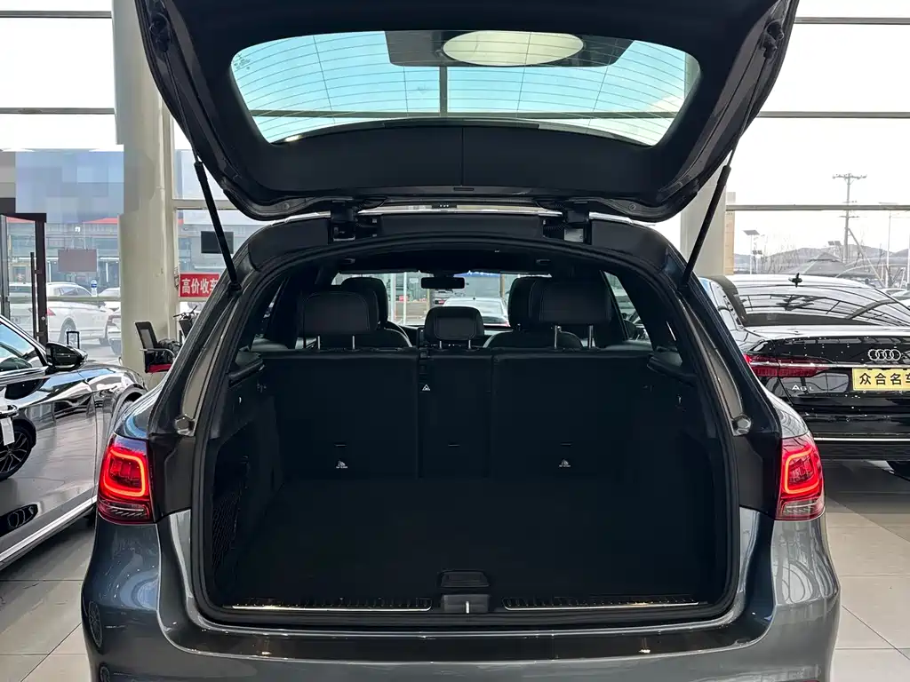 Mercedes-Benz GLC 2020 — фото 19